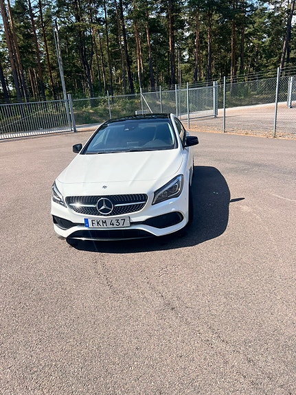 Mercedes-Benz CLA220 d 2 of 19