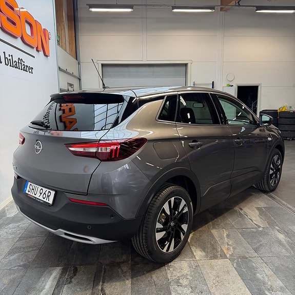 Opel Grandland X 4 of 11