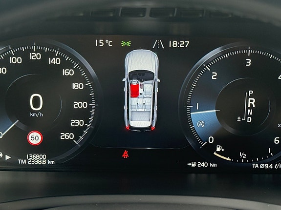 Volvo XC90 20 of 20