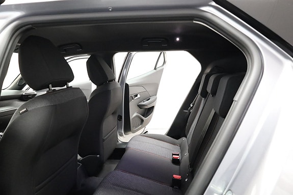 Peugeot 2008 7 of 25