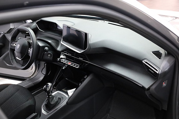 Peugeot 2008 18 of 25