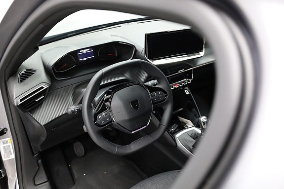 Peugeot 2008 5 of 25