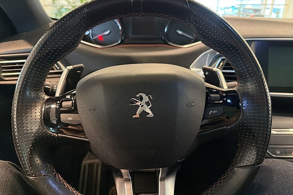 Peugeot 308 15 of 20