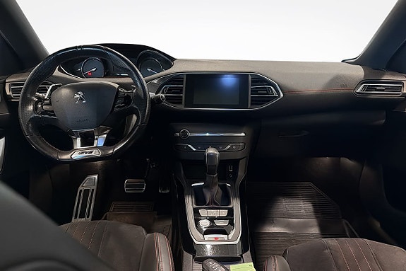 Peugeot 308 8 of 20