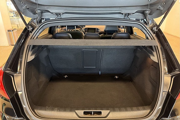 Peugeot 308 12 of 20