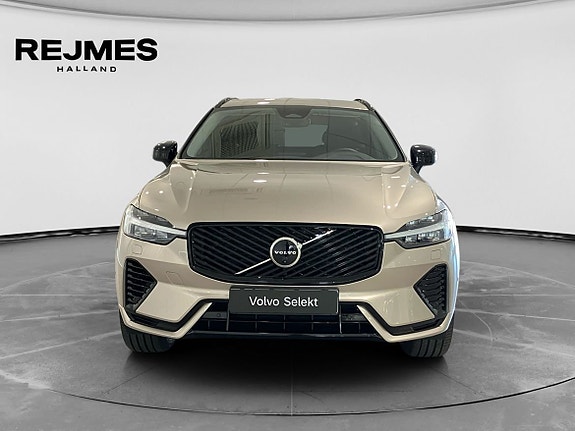 Volvo XC60 9 of 16
