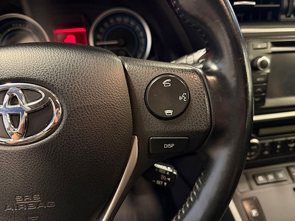 Toyota Auris 22 of 24