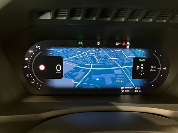 Volvo XC90 11 of 13