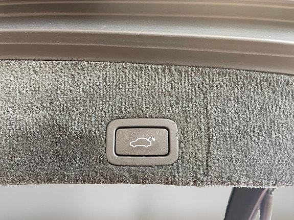 Volvo XC60 10 of 20