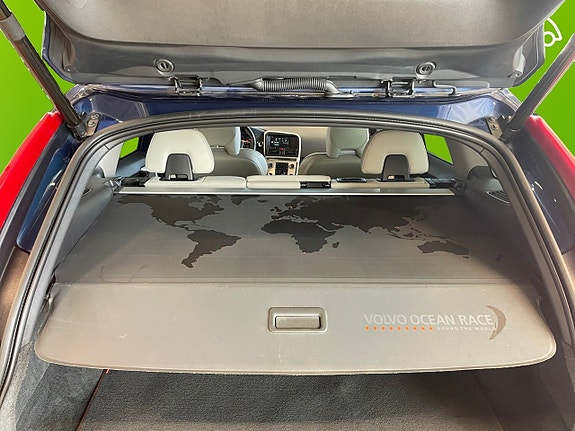 Volvo XC60 9 of 20