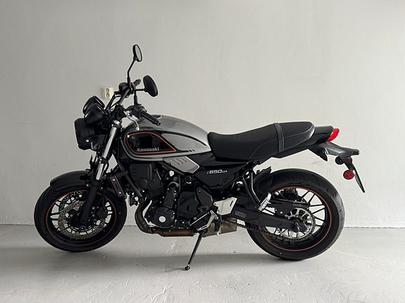 Kawasaki Z650 RS 2 of 13