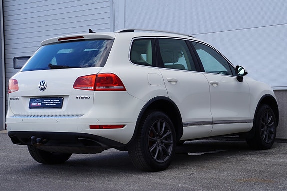 Volkswagen Touareg 6 of 28