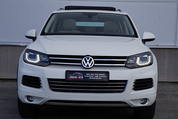 Volkswagen Touareg 2 of 28
