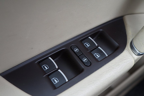 Volkswagen Touareg 24 of 28