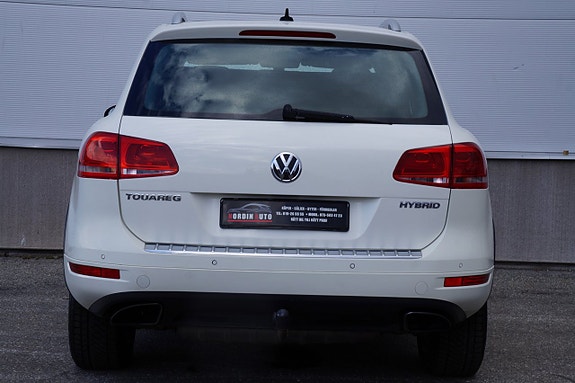 Volkswagen Touareg 5 of 28