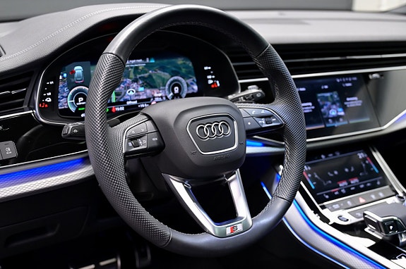 Audi Q8 19 of 30