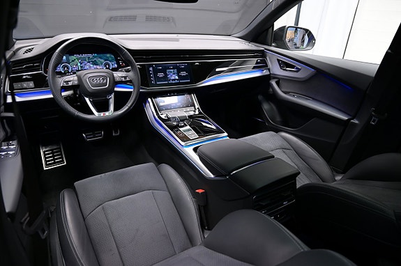 Audi Q8 16 of 30