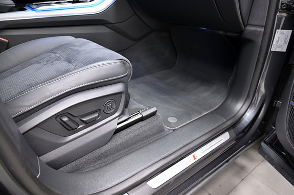 Audi Q8 14 of 30
