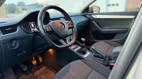 Skoda Octavia 12 of 24