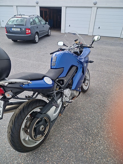 BMW F 800 ST 2 of 5