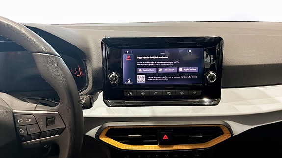 Seat Arona 9 of 12