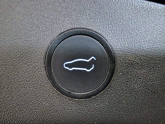 Tesla Model 3 16 of 16