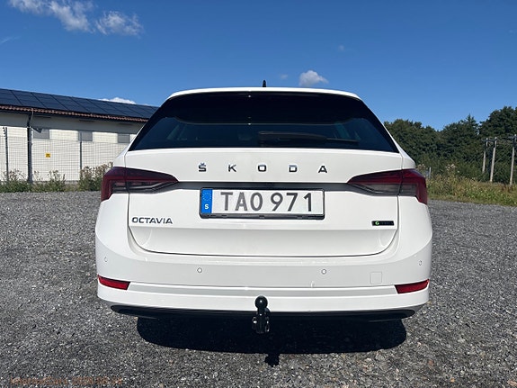 Skoda Octavia 6 of 30
