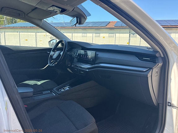 Skoda Octavia 12 of 30