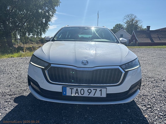 Skoda Octavia 2 of 30