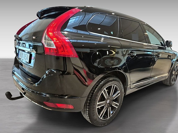 Volvo XC60 5 of 11