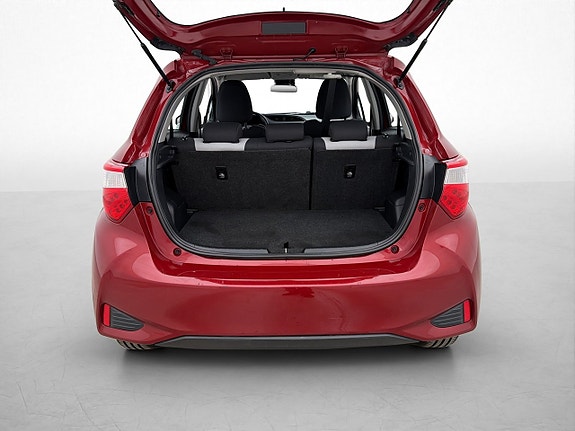Toyota Yaris 24 of 24