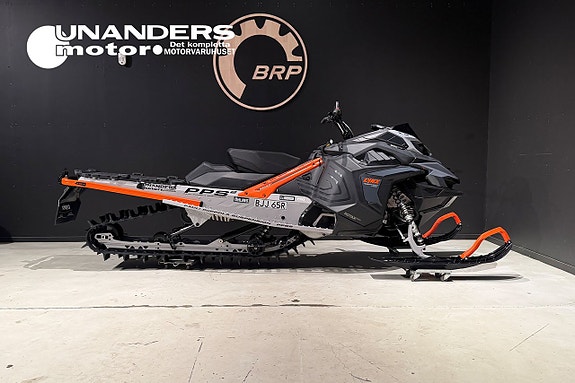 Lynx 49 Ranger Pro 850 E-TEC 1 äg Nyservad EXTRAUTRUSTAD 2 of 12