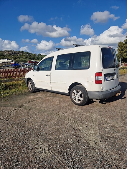 Volkswagen Caddy 2 of 8
