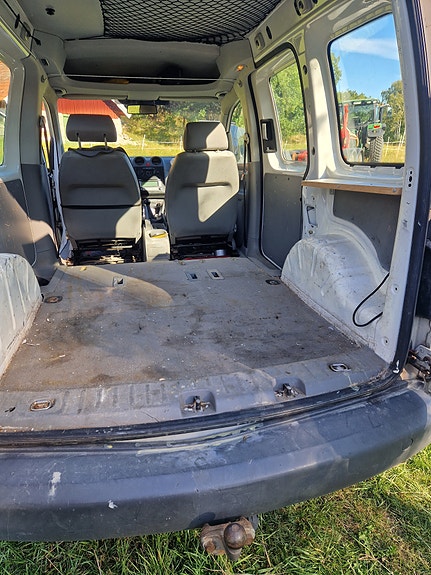 Volkswagen Caddy 6 of 8