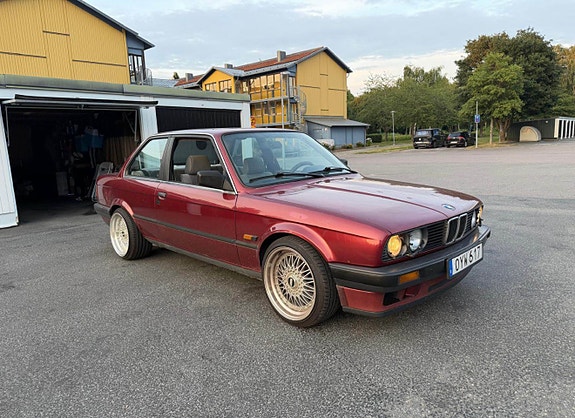 BMW 316i 8 of 10
