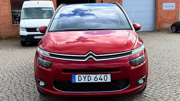 Citroen Grand C4 Picasso 2 of 20