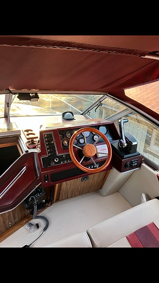 Searay 250 Sundancer 2 of 9