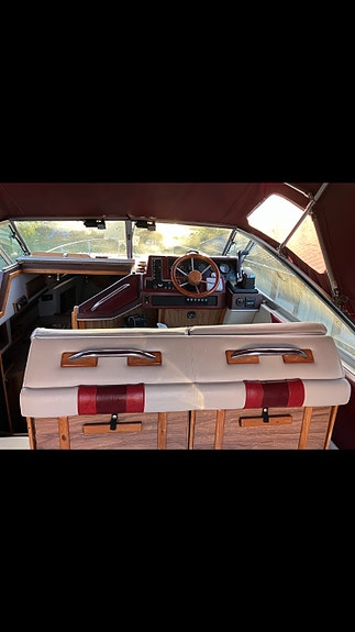 Searay 250 Sundancer 4 of 9