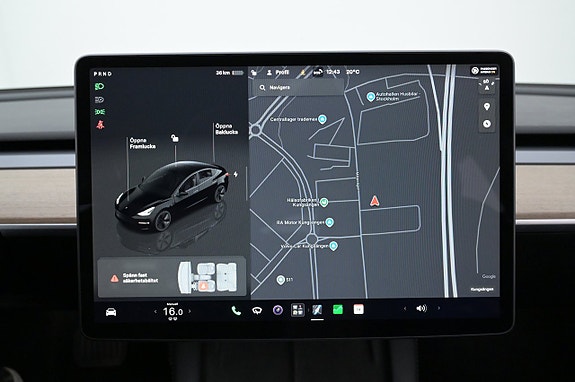 Tesla Model 3 18 of 27