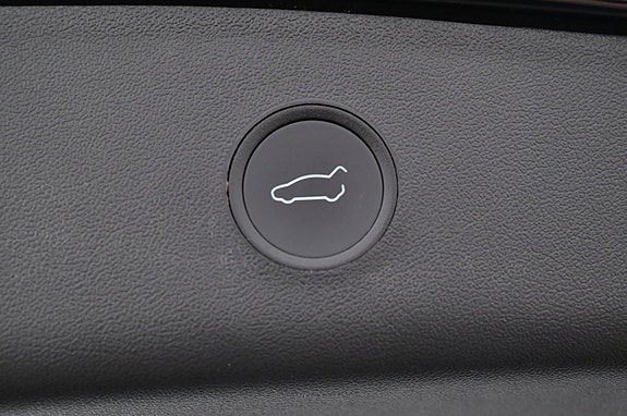 Tesla Model 3 24 of 27