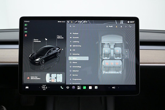 Tesla Model 3 20 of 27