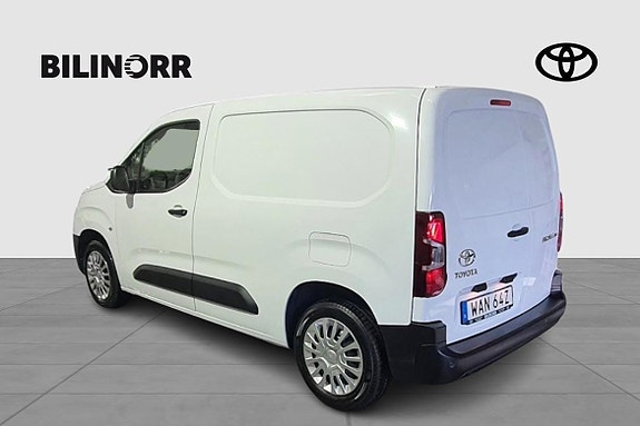 Toyota Proace City 2 of 19