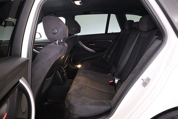 BMW 320 12 of 21