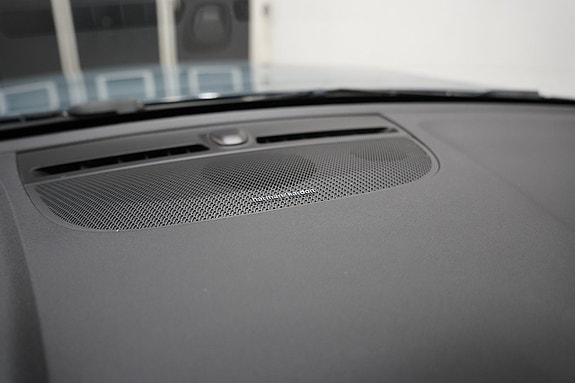 Volvo XC40 12 of 24