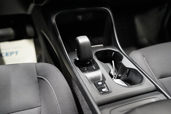 Volvo XC40 14 of 24