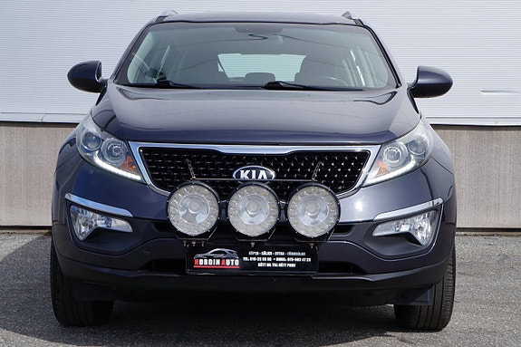 Kia Sportage 2 of 17