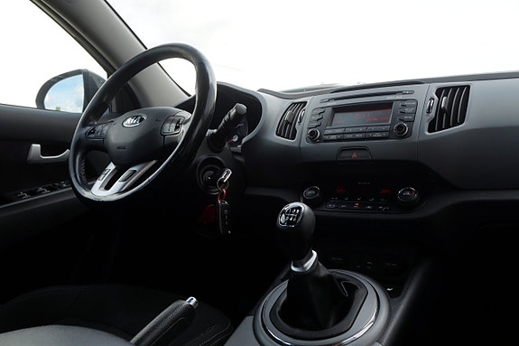 Kia Sportage 12 of 17