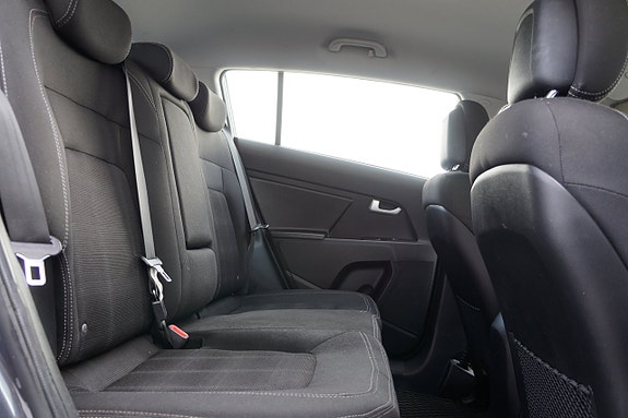 Kia Sportage 10 of 17