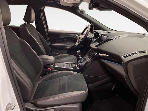Ford Kuga 15 of 25