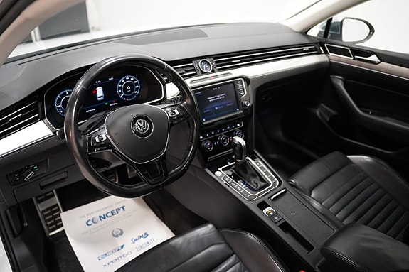 Volkswagen Passat Alltrack 6 of 25